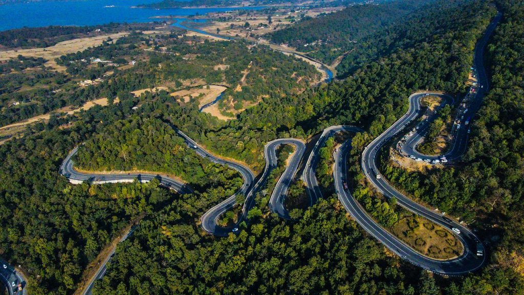 places to visit in Jharkhand: patratu valley