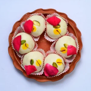 Bengali-sweets- Sandesh-made- with-fresh-chhena